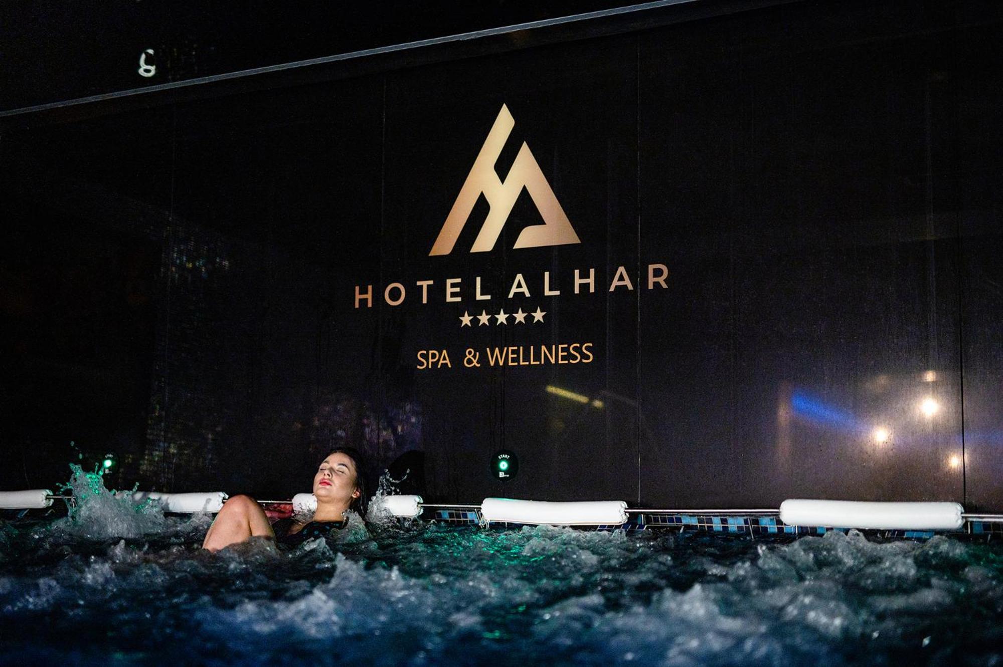 Hotel Alhar Lubliniec Esterno foto