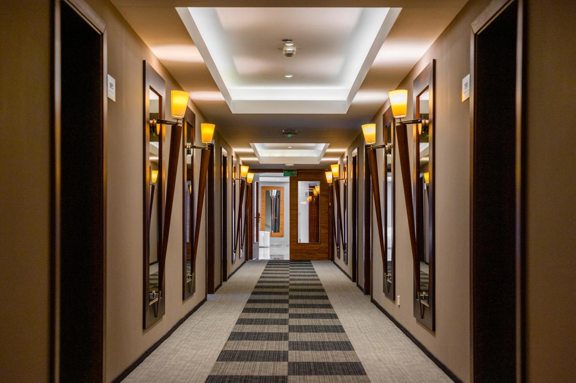 Hotel Alhar Lubliniec Esterno foto