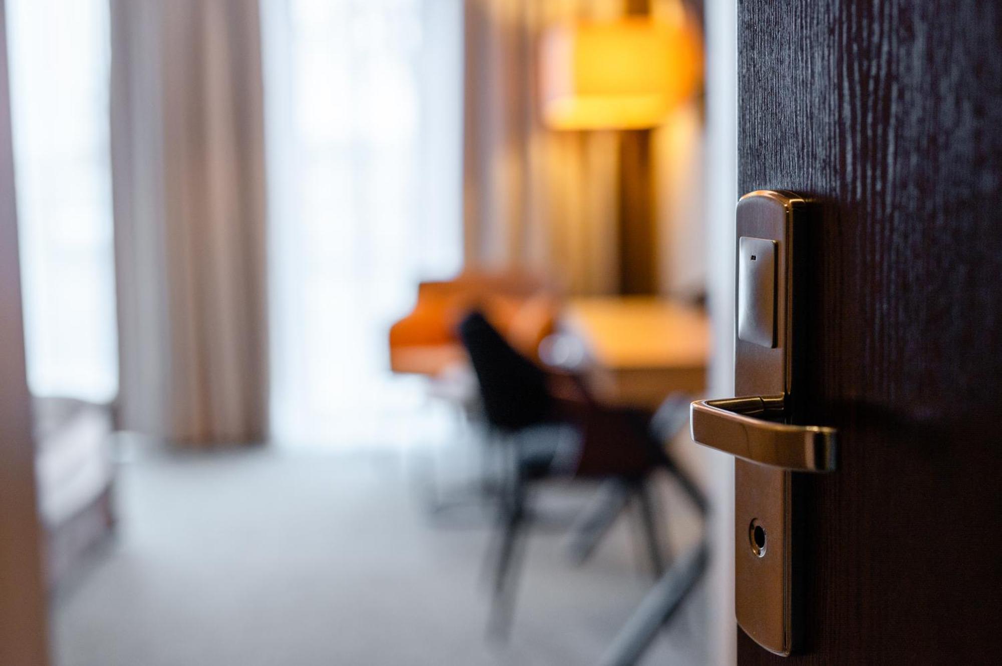 Hotel Alhar Lubliniec Esterno foto